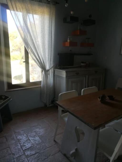 Casa vacanza in Casale vicino Orvieto - Maison De Trois Chambres
