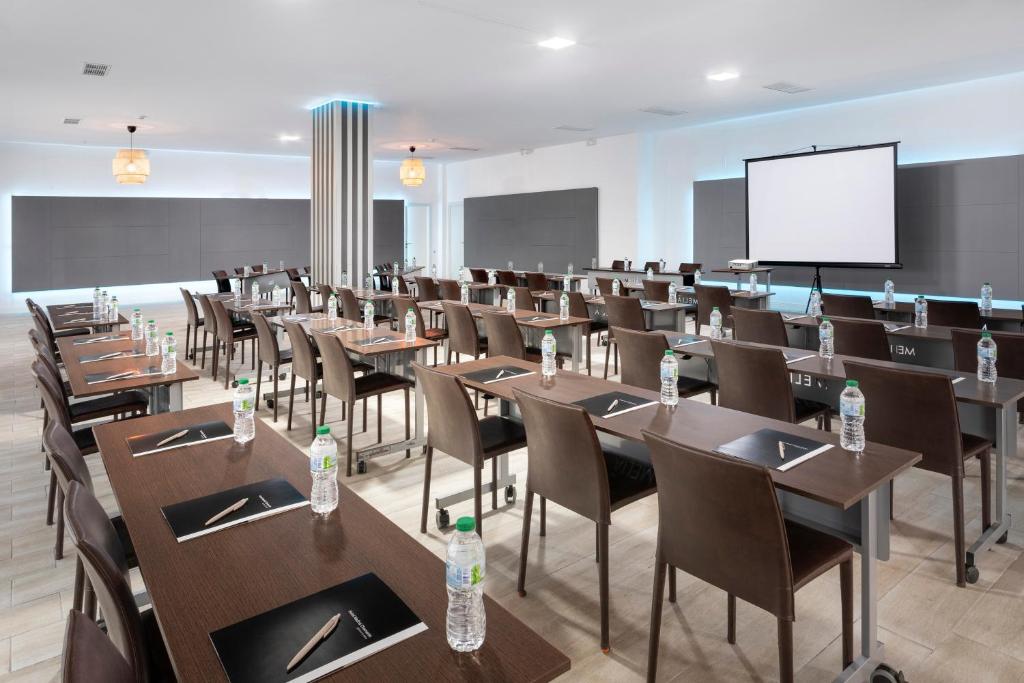 Posedenie v ubytovaní Hotel Madrid Chamartín, Affiliated by Meliá