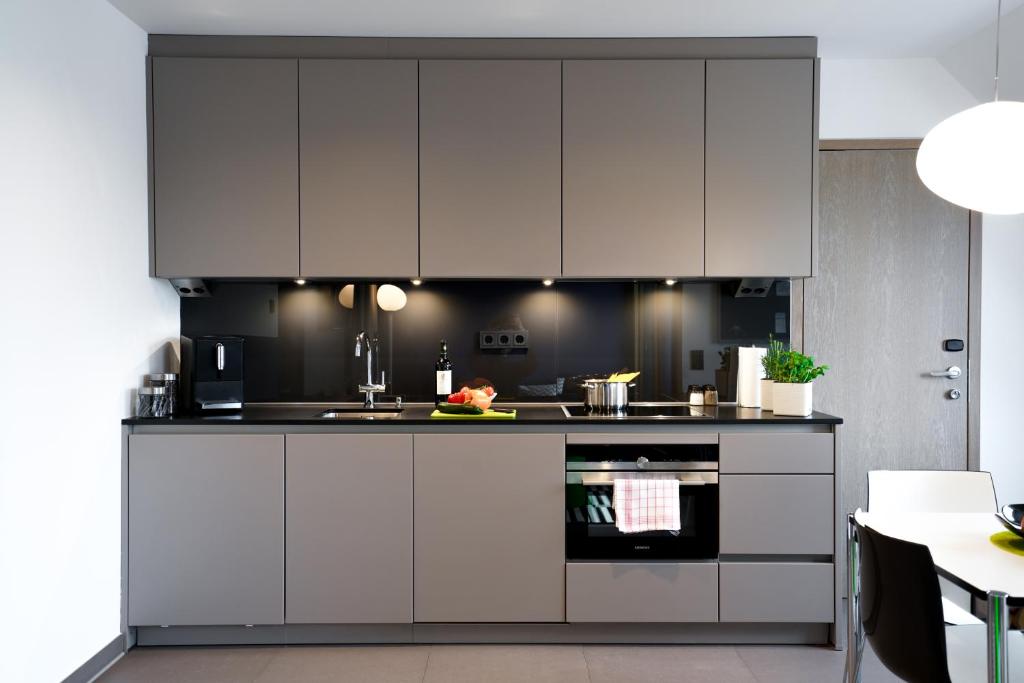 Max Lodging Serviced Apartments - 15