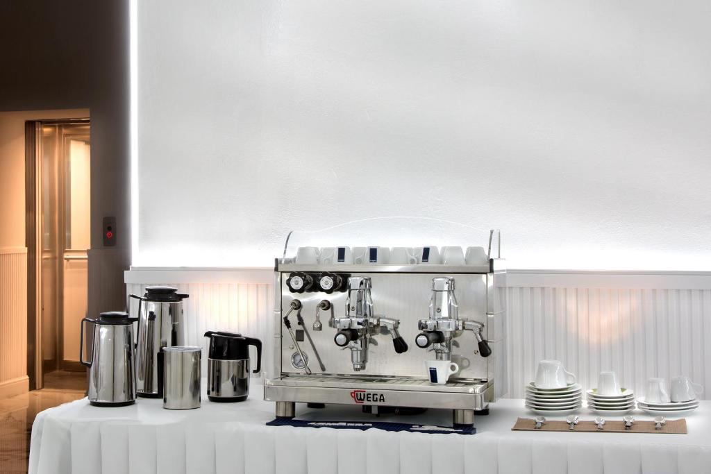 Palazzo Sant'Antonio - Resim 4