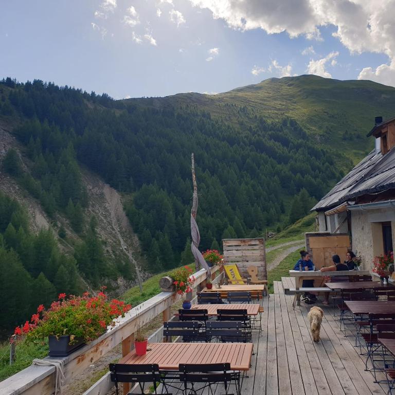 Nespecifikovaný výhled na hory nebo výhled na hory při pohledu z bed and breakfast