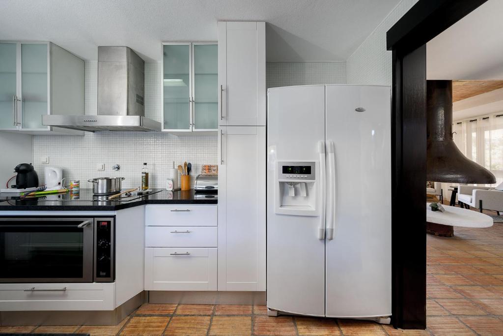 Kuchyň nebo kuchyňský kout v ubytování Villa Alicia - Vilamoura