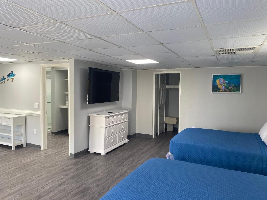 North Shore Oceanfront Resort Hotel - One-Bedroom Studio - Oceanview