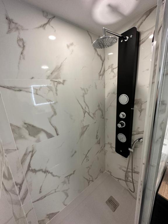 Kúpeľňa v ubytovaní Moderno piso con vistas en Puerto de Sagunto VT-52189-V