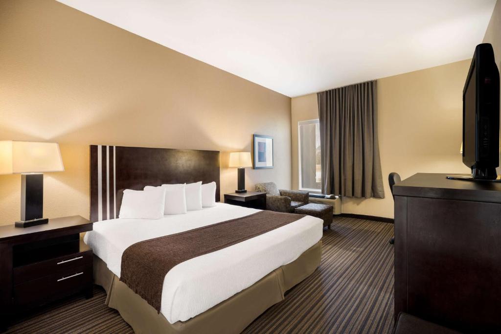 Best Western Houma Inn - Habitación Con Cama Extragrande - No Fumadores