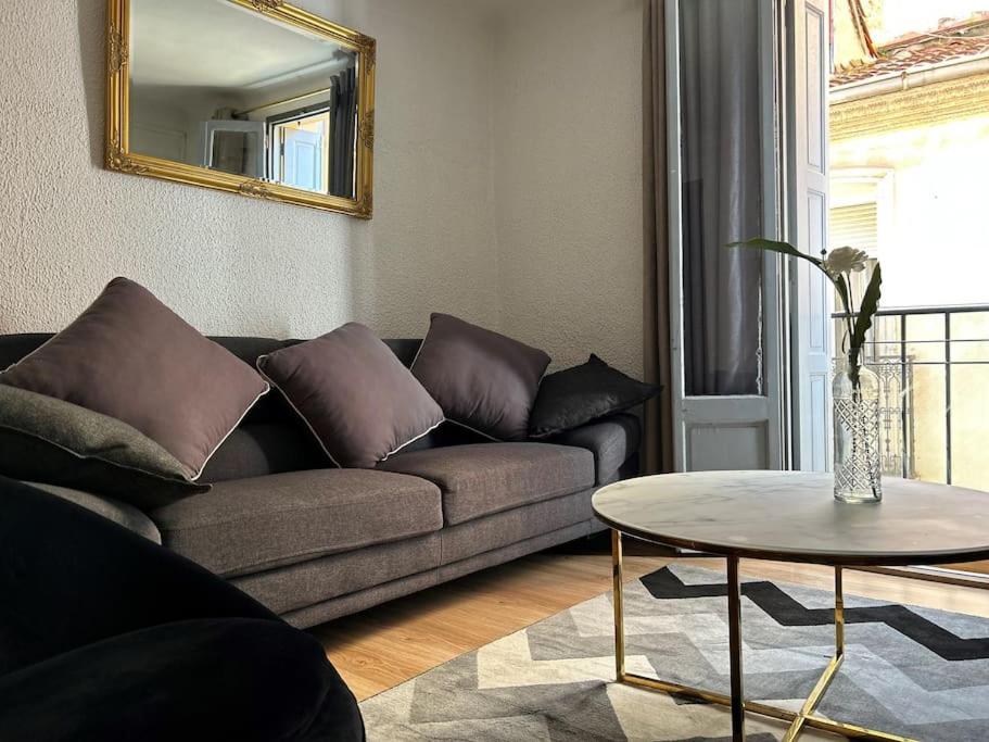 Fotografia z galérie ubytovania Appartement spacieux et cosy centre historique LE CASTILLET v destinácii Perpignan
