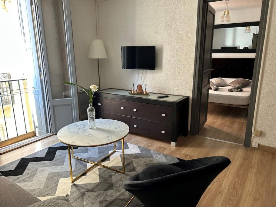 Fotografia z galérie ubytovania Appartement spacieux et cosy centre historique LE CASTILLET v destinácii Perpignan