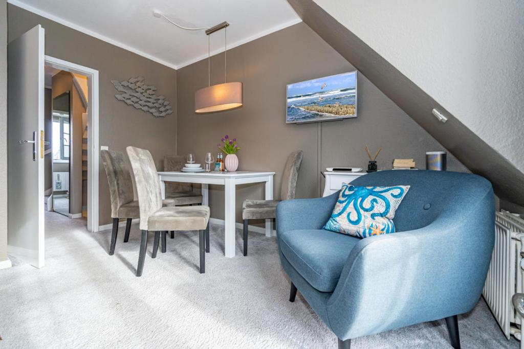 Maritim und individuell in Wenningstedt mit Balkon