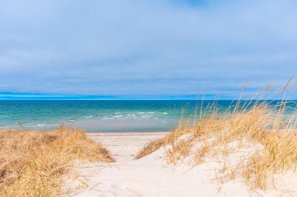 195 M North Shore Boulevard East Sandwich Cape Cod Beachland M, East