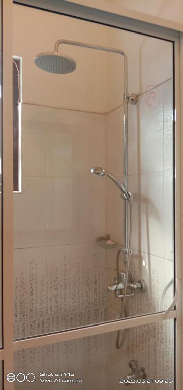 White House Ella - 18