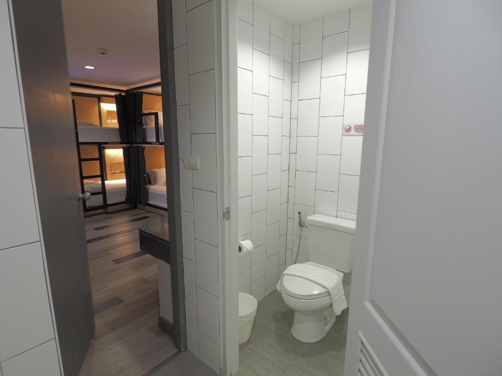 Alfresco Phuket Hotel - Resim 45