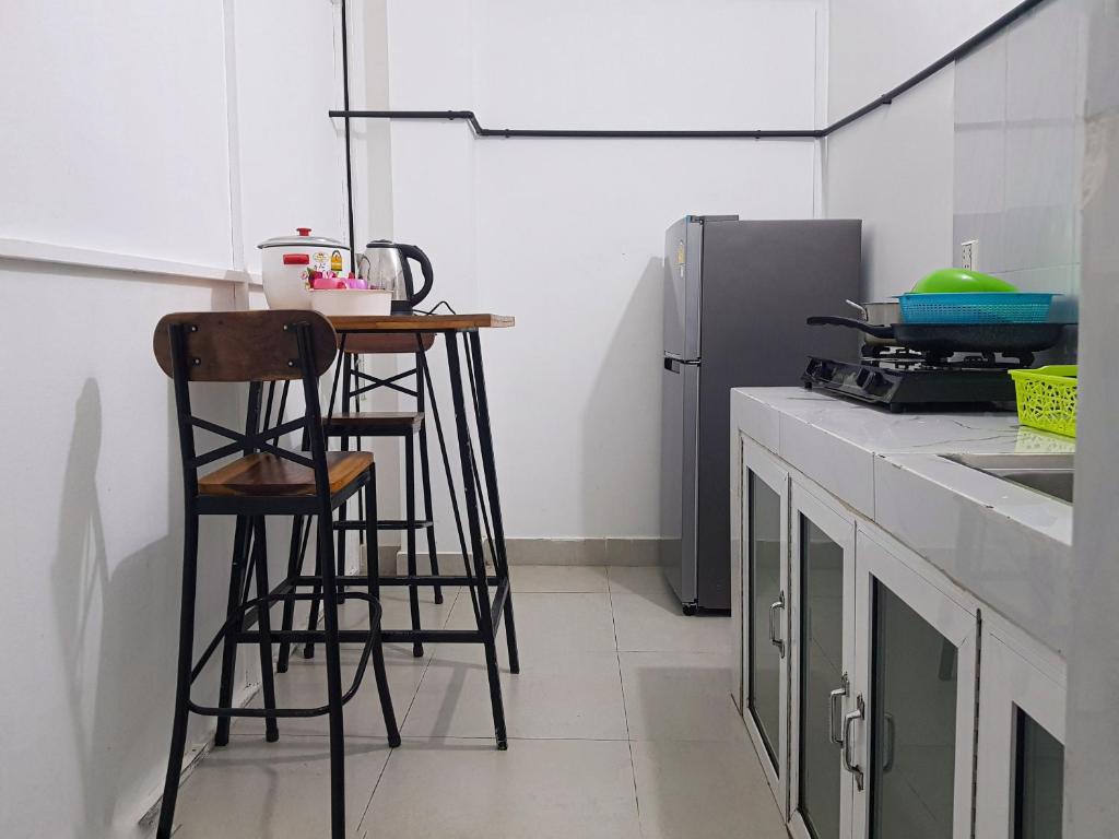 Ananta Lavender Feature 2