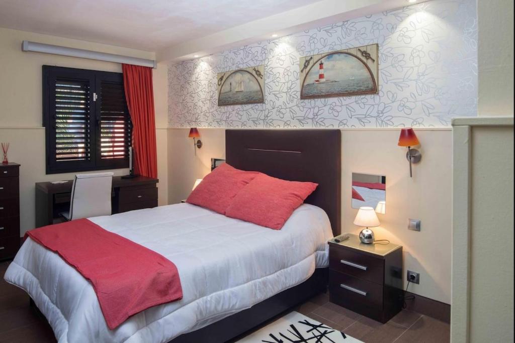 Zdjęcie z galerii obiektu Lightbooking Sun Club San Agustín 401 w mieście San Bartolomé