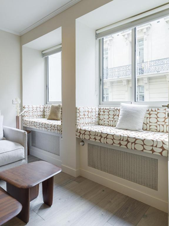 Posedenie v ubytovaní The Rosemary Suite Eiffel Tower