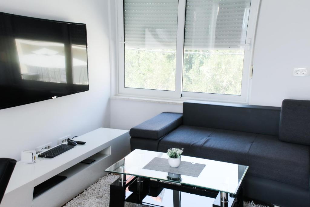 Posedenie v ubytovaní Luxury apartment Maestral - private pool