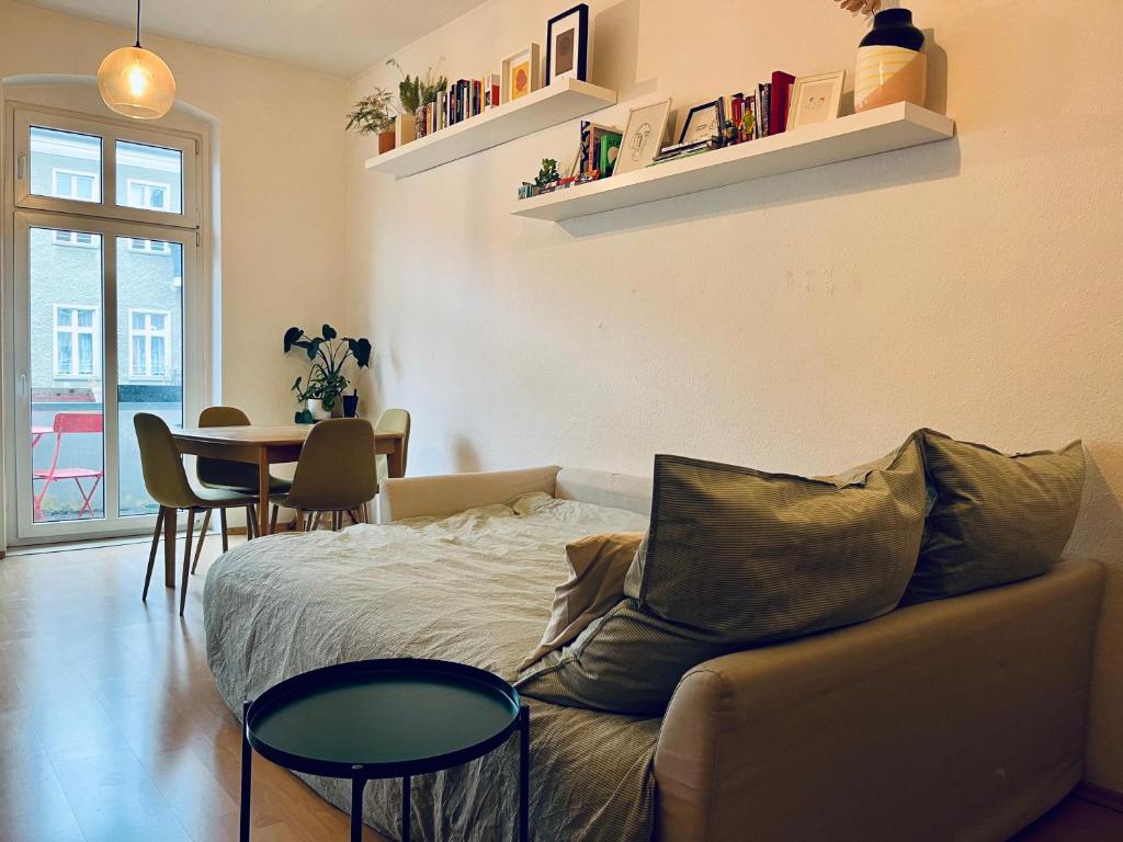 1 room apartment in Friedrichshain, Berlin (updated prices 2025)
