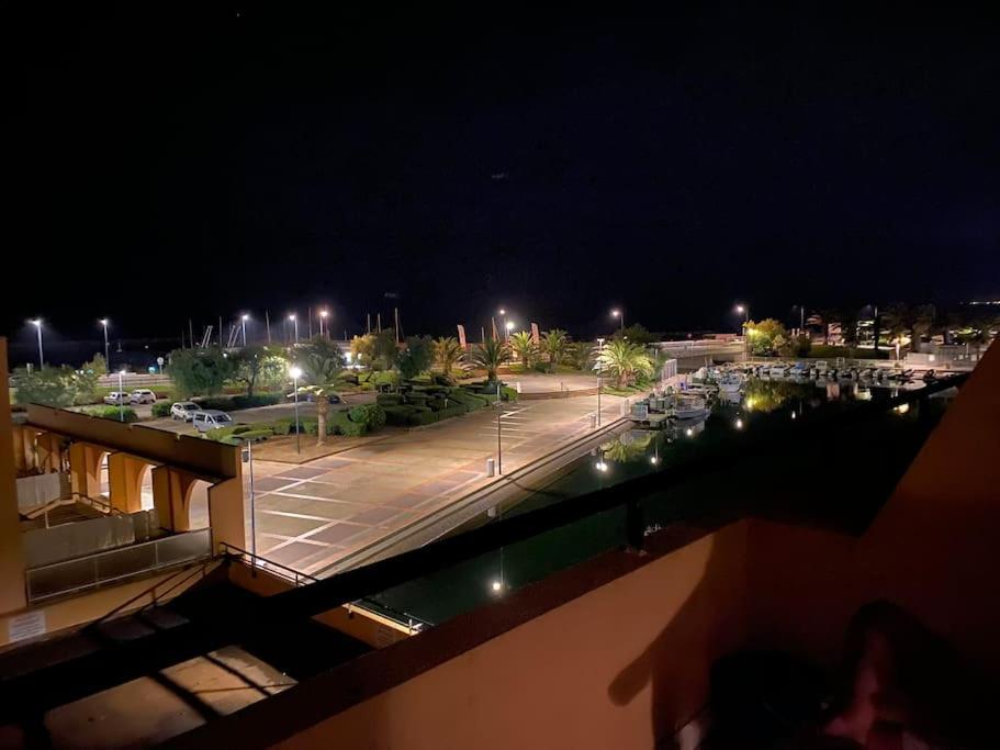 Fotografia z galérie ubytovania Bel Appartement 1 chambre à 50m de la plage v destinácii Sète