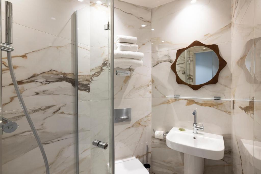 Hotel Michelet Odeon - Resim 19