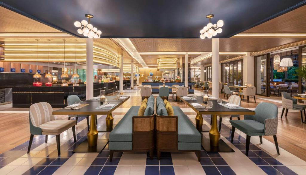 Restaurace v ubytování Hyatt Regency Phuket Resort