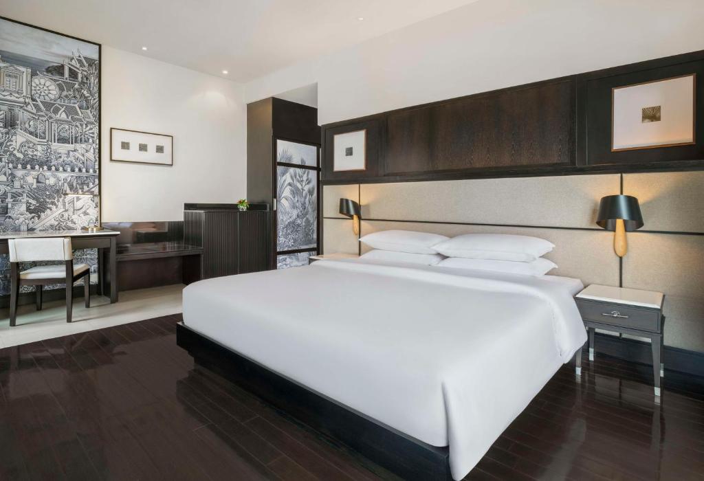 Hyatt Regency Phuket Resort - 4