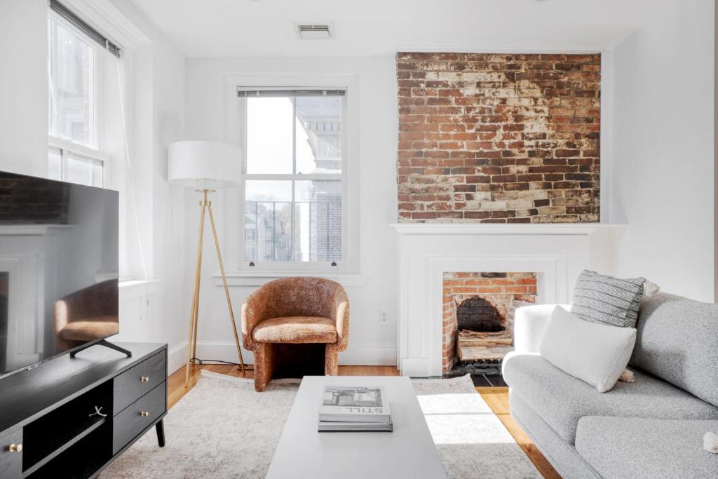 Istumisnurk majutusasutuses Beacon Hill 2br w wd nr Boston Common BOS-828