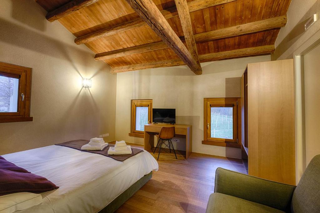 Agriturismo La Vigna di Sarah - Triple Room With Garden View