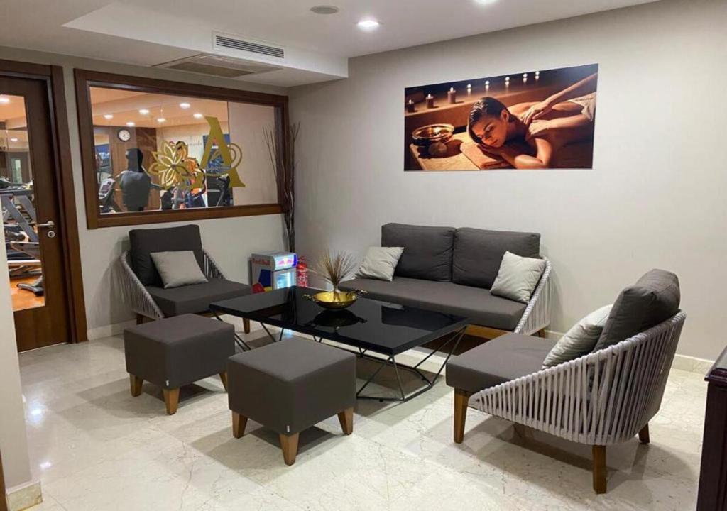 A seating area at Aprilis Hotel - Special Category