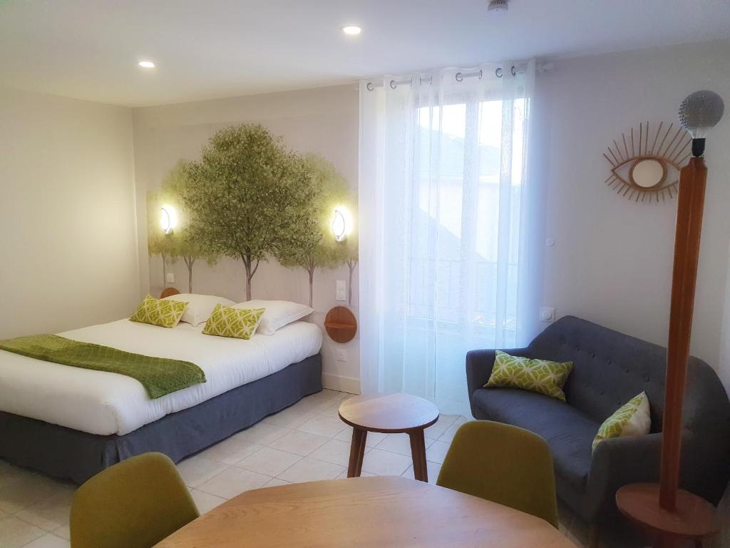 LARBRENVILLE Gîtes citadins en centre-ville historique - Deluxe Studio