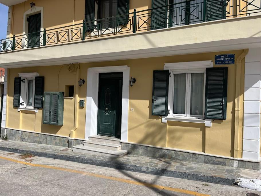 The building in which Az apartmant is located