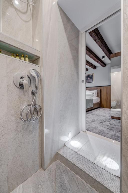 Posteľ alebo postele v izbe v ubytovaní Makarun Heritage Rooms