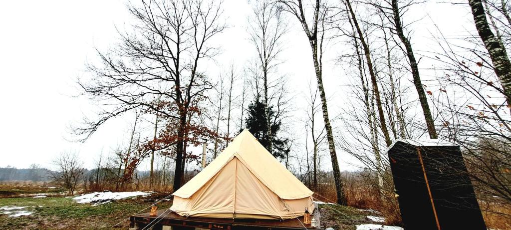 Fotografie z fotogalerie ubytování Glamping in - luxury tent v destinaci Šunupis