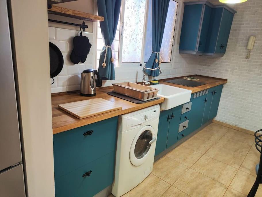 Kuchyň nebo kuchyňský kout v ubytování Casa Burbuja Azul