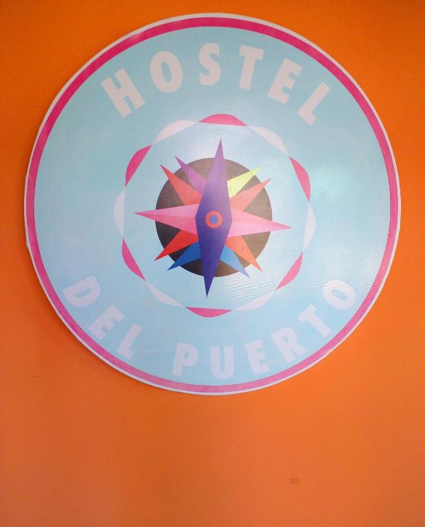 Certifikát, hodnocení, plakát nebo jiný dokument vystavený v ubytování Hostel del Puerto