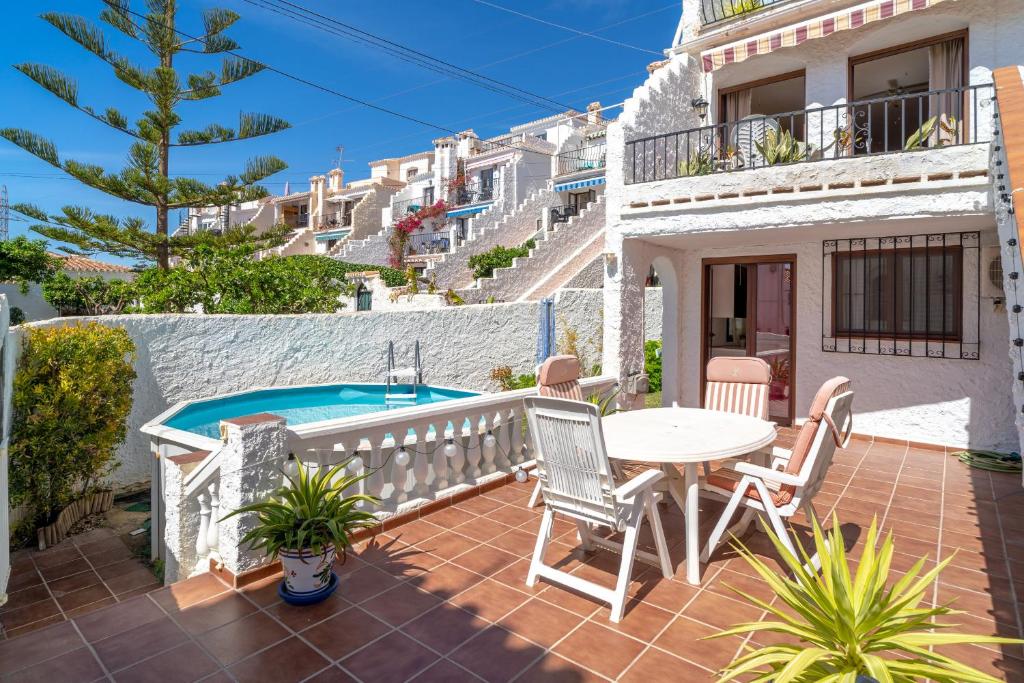 The swimming pool at or close to Los Naranjos 25A Private Pool Capistrano Village