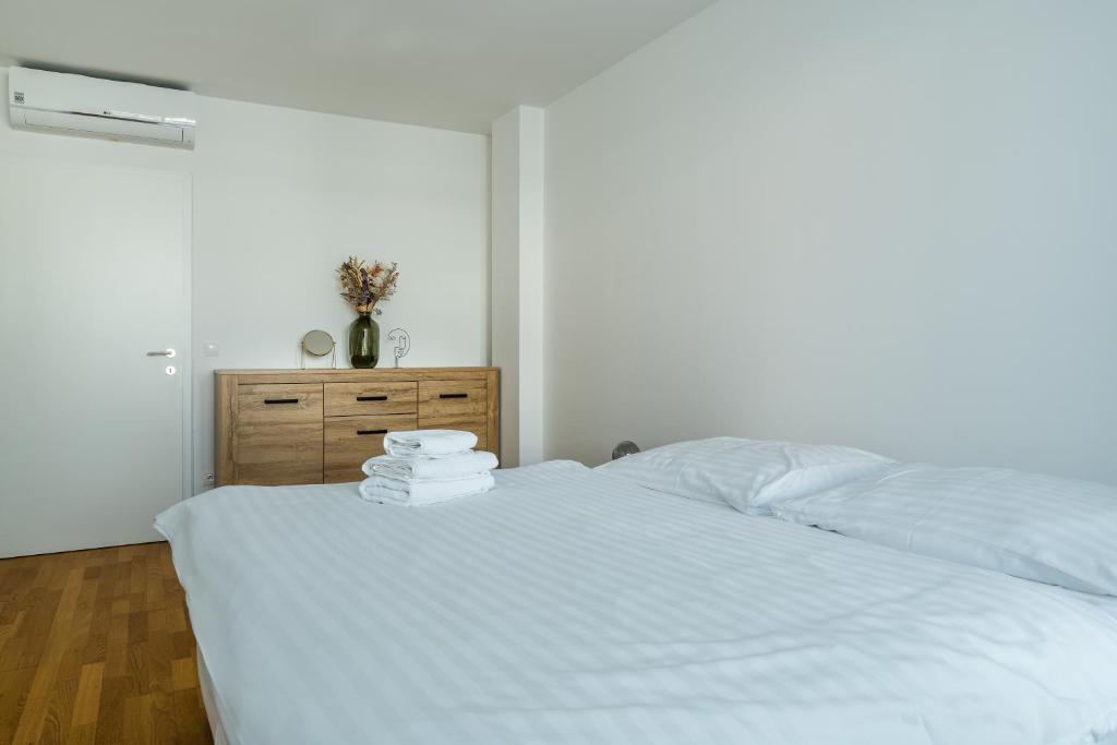 Business & Family Ambiente Apartments - Превосходная квартира