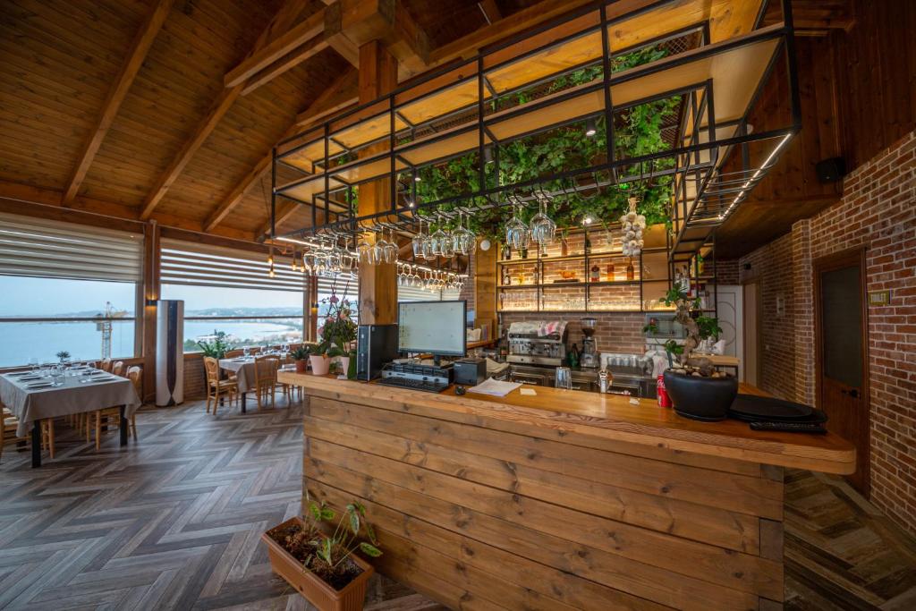 Aerial Hotel & Spa - Image 5