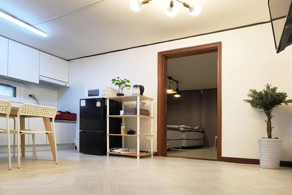 Appartement White Linen House C2 Hongdae (Corée du Sud Séoul)