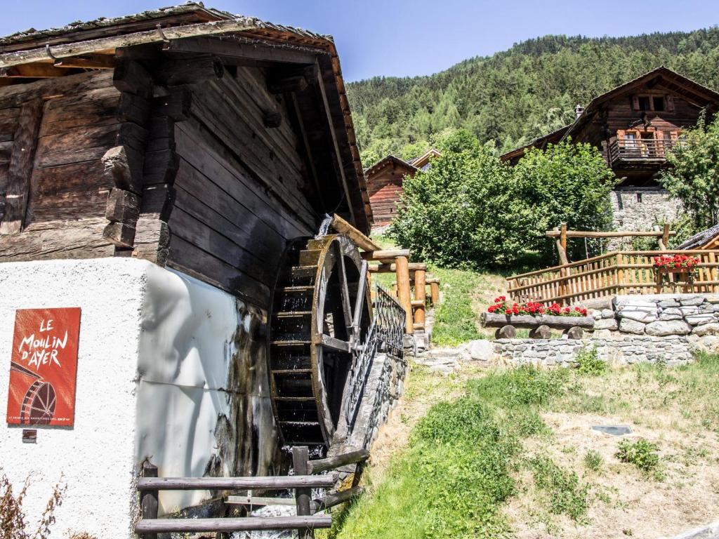 Nespecifikovaný výhled na hory nebo výhled na hory při pohledu z apartmánu
