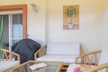 Posedenie v ubytovaní Fairway Apartman Mijas Golf 2 - Limonar