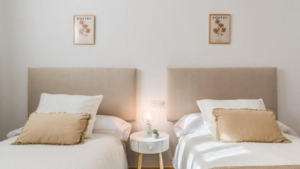 Posteľ alebo postele v izbe v ubytovaní Villa Angeles Nerja by Ruralidays