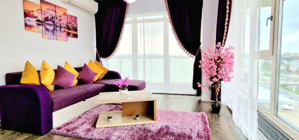 Кровать или кровати в номере New Luxury Central Apartment