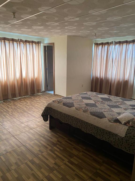 9 de octubre - Camera Deluxe