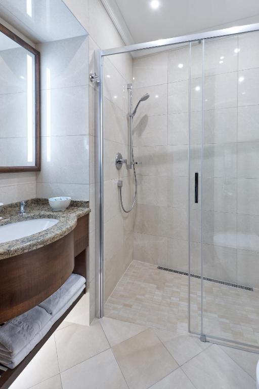 Hotel Romance - Resim 28