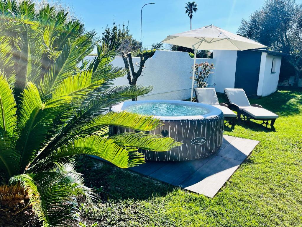 The swimming pool at or close to Loft Terracina