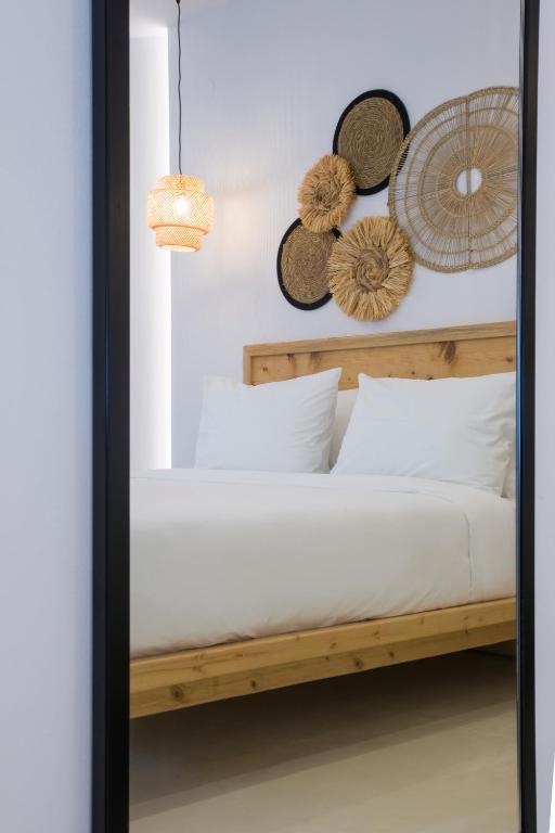 White Corner - Resim 16