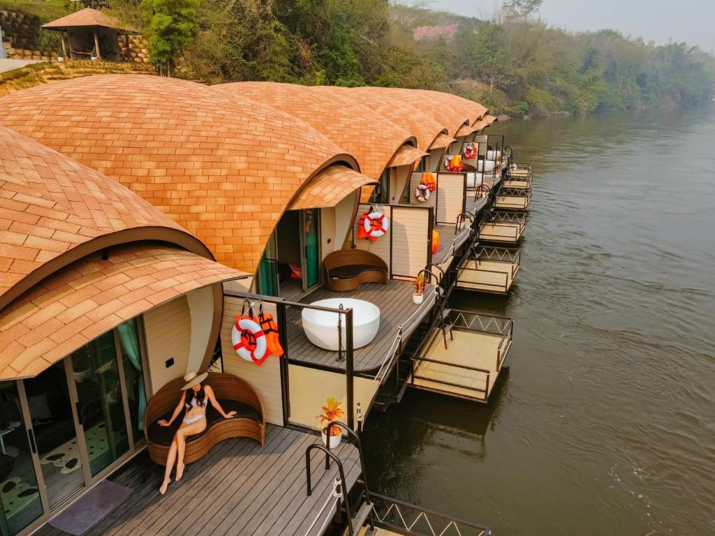 VeeVaree Riverkwai Resort - Superior Villa