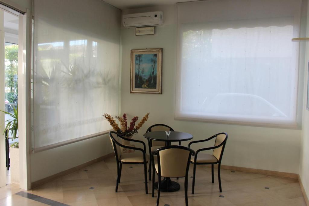 Fotografie z fotogalerie ubytování Hotel Massimo v destinaci Riccione