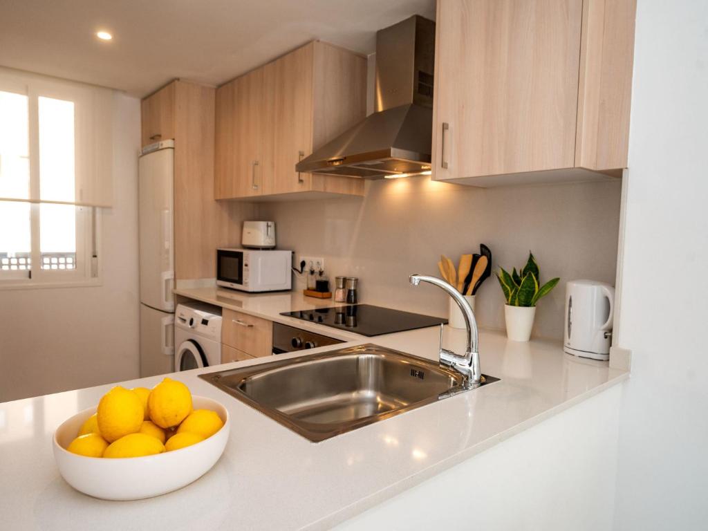 Kuchyňa alebo kuchynka v ubytovaní Apartment Sakura by Interhome