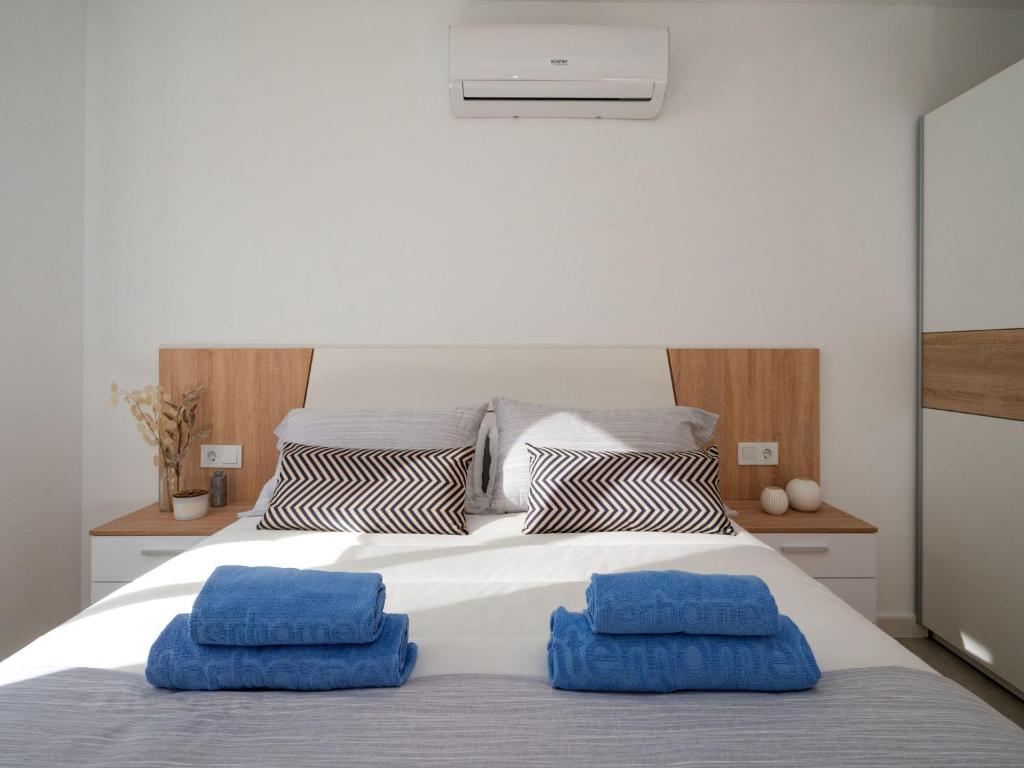 Posteľ alebo postele v izbe v ubytovaní Apartment Sakura by Interhome