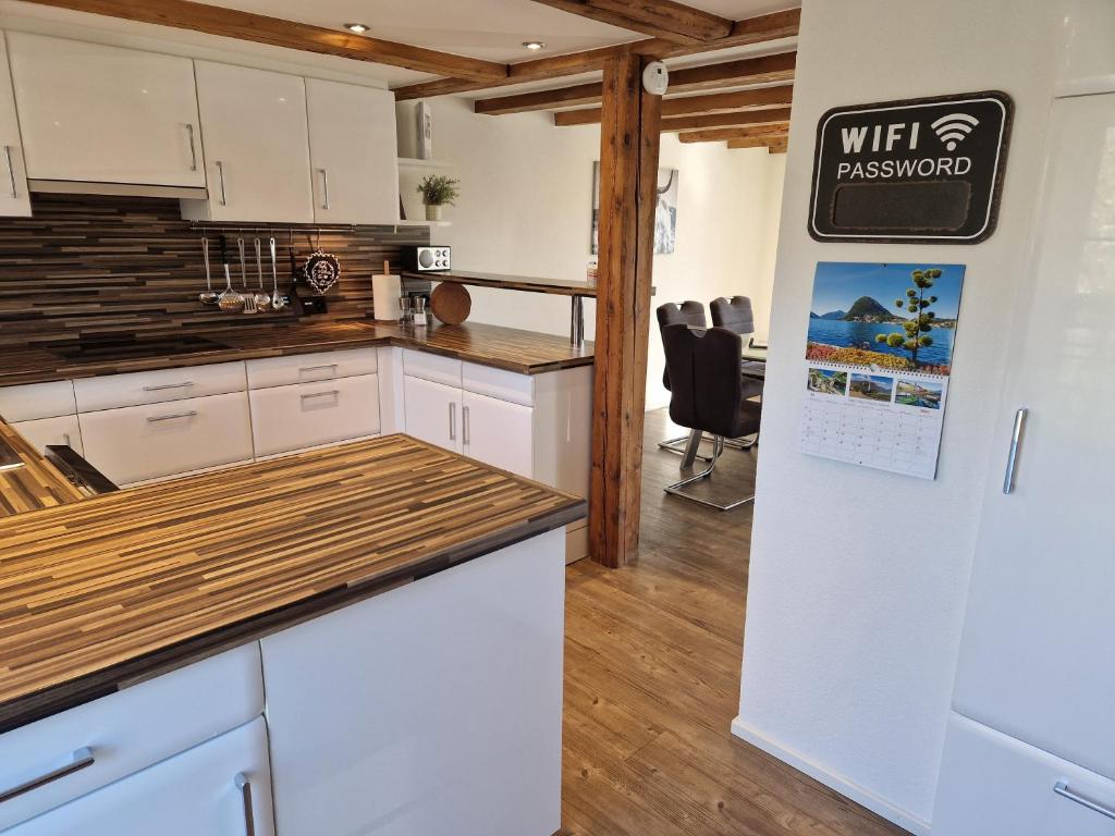 Kuchyň nebo kuchyňský kout v ubytování Ferienhaus Kluser